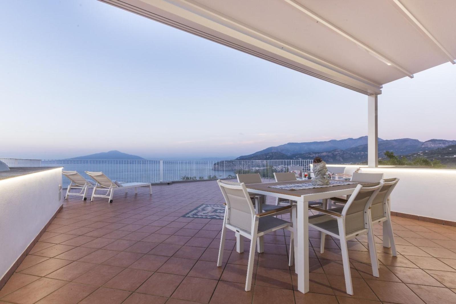 La Terrazza Sul Golfo Villa Sorrento Exterior photo